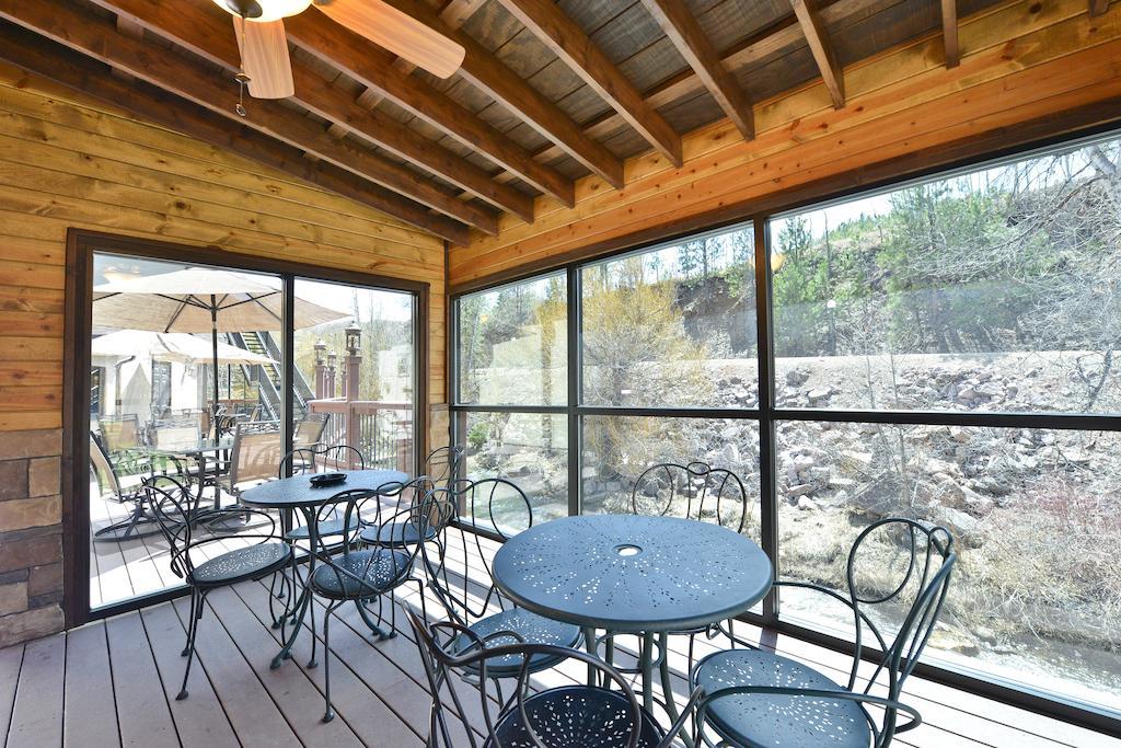 Hotel Super 8 By Wyndham Black Hills Area