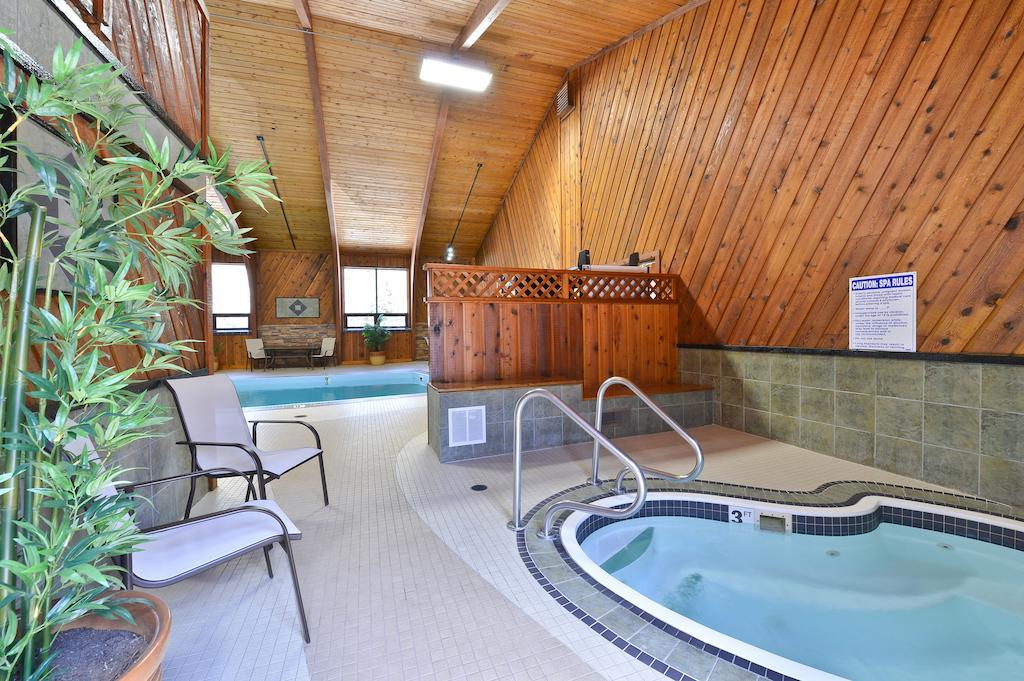 Super 8 By Wyndham Black Hills Area Hotel