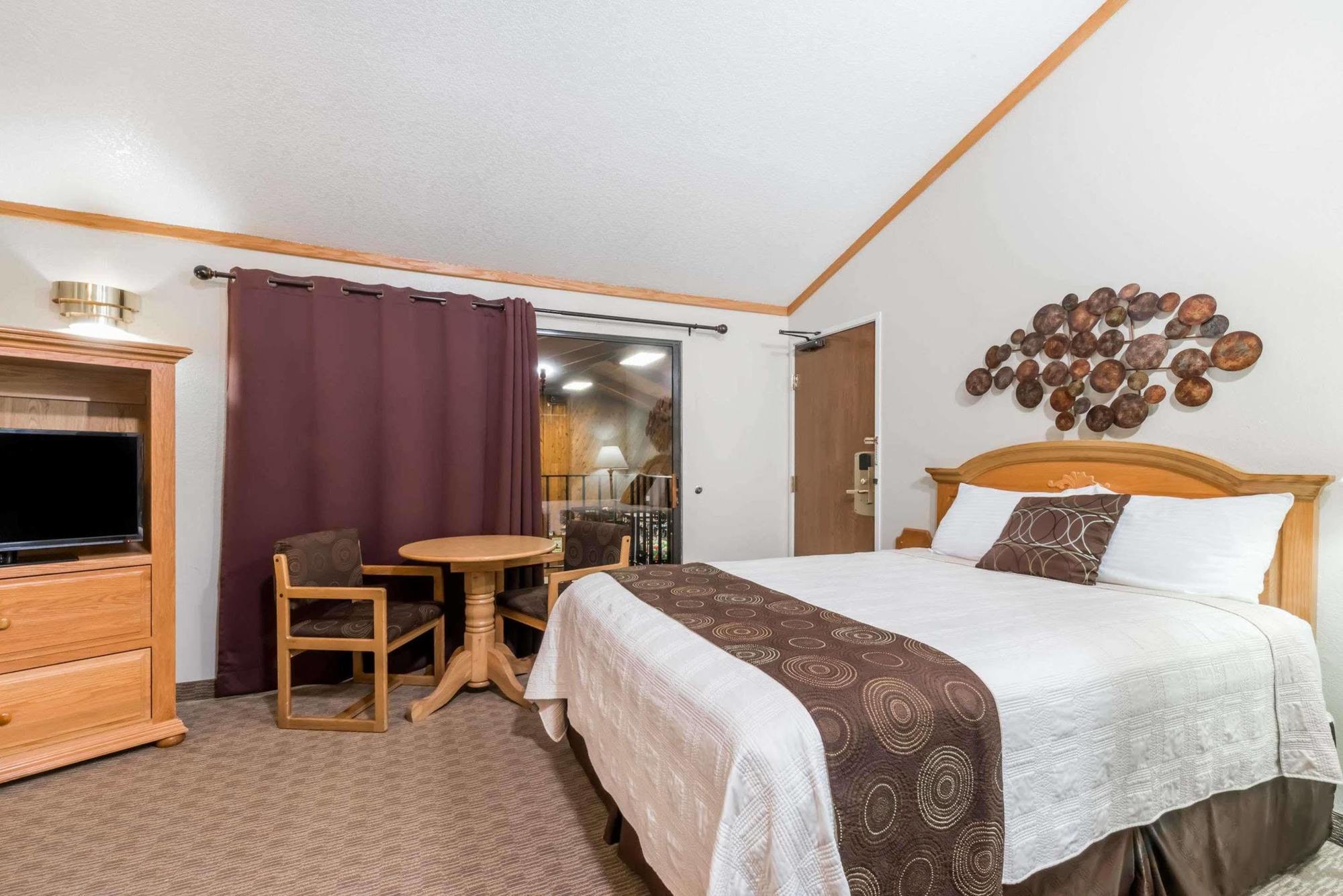 Super 8 By Wyndham Black Hills Area Hotel Deadwood